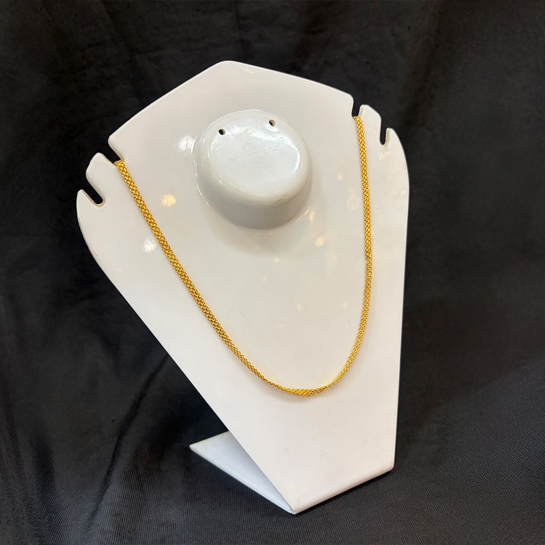 Elegant Gold Chain Design 2